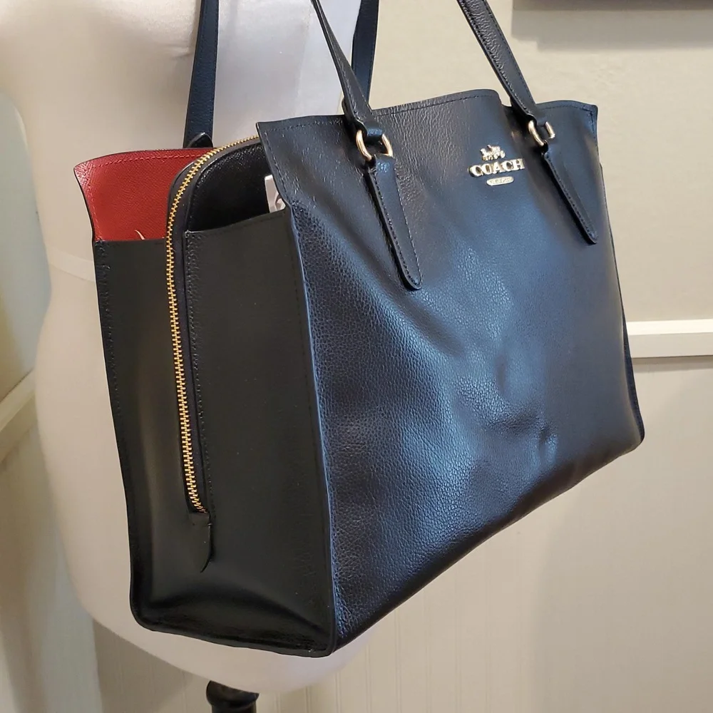 Coach Tatum Carryall 40 Tote - Picture 5 of 14